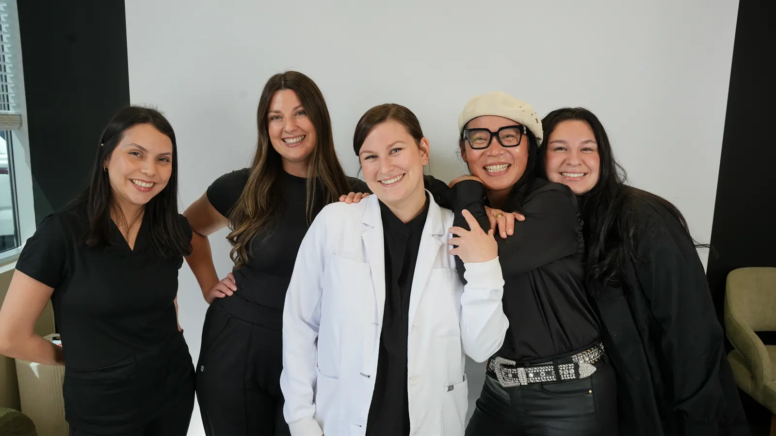 Group photo of the Valley Dental Solutions team
