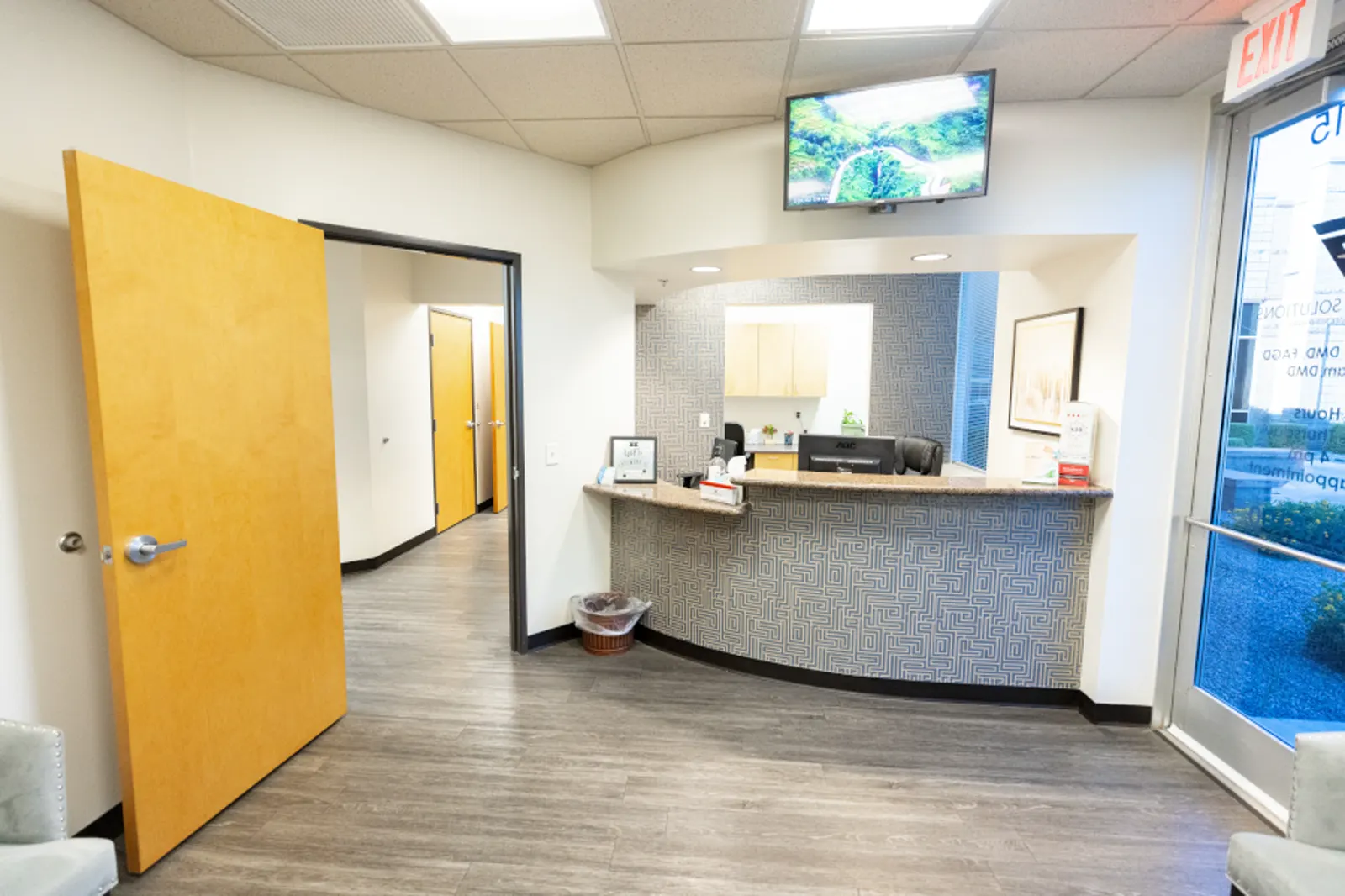 Valley Dental Solutions waiting area